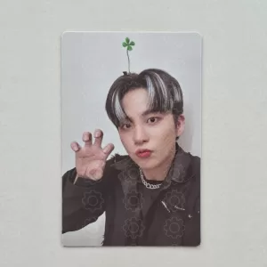 ATEEZ: JONGHO- THE WORLD EP2 OUT LAW