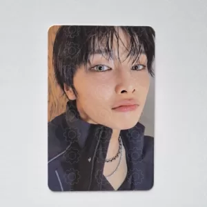 STRAY KIDS: I.N – KARMA (COMPACT VERSION)