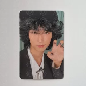 XDINARY HEROES: JUN HAN – SUPER NORMAL 2026 SEASONS GREETINGS (APPLE MUSIC POB)