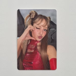 BLACKPINK: LISA – DEADLINE (BLACK VERSION)