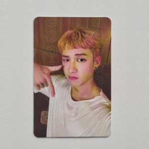 STRAY KIDS: BANG CHAN – NOEASY