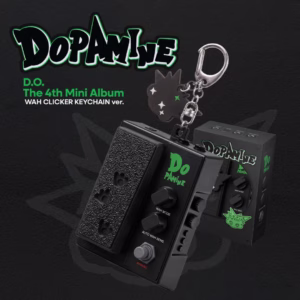 D.O. - Album 'DOPAMINE' (WAH CLICKER KEYCHAIN Ver.)